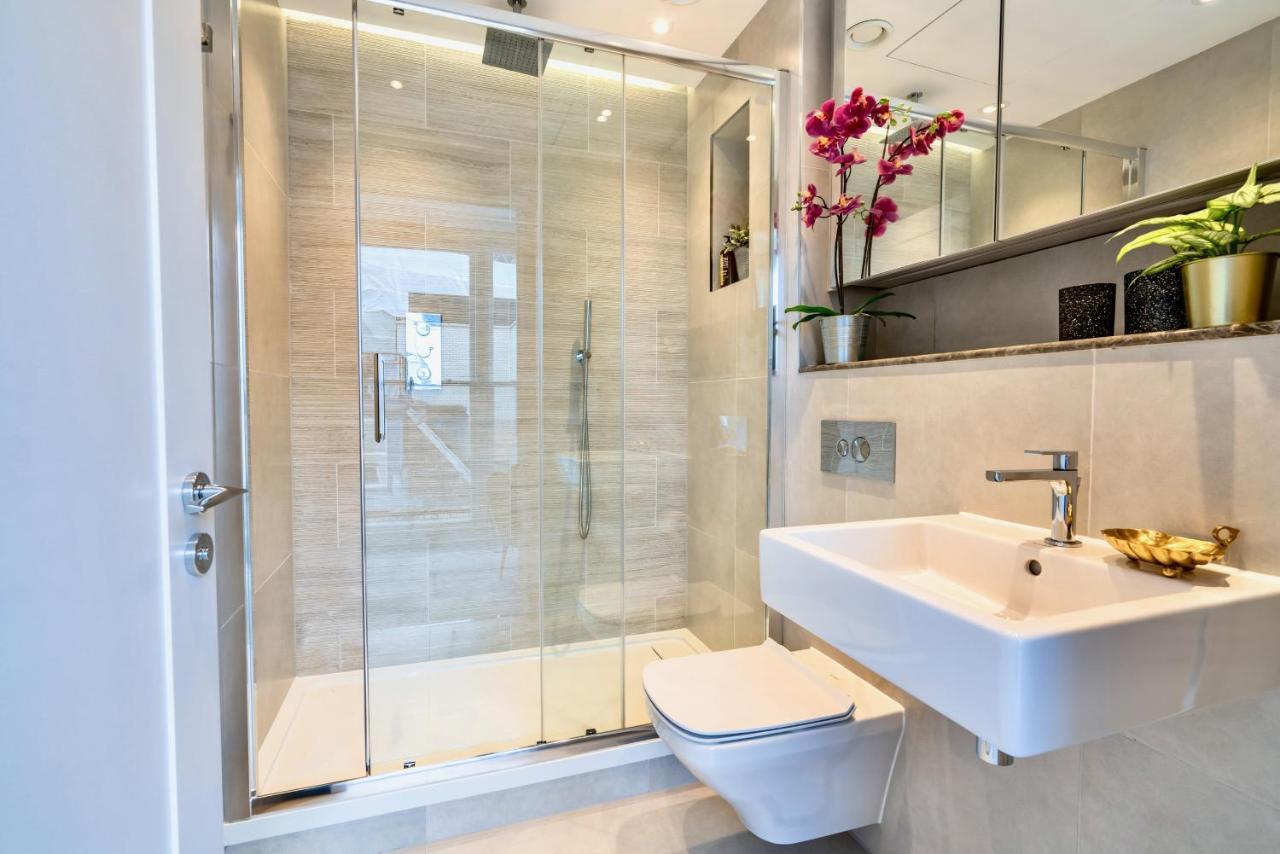 The Strand Apartment London